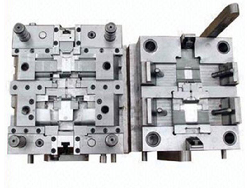 修武精密塑料模-07